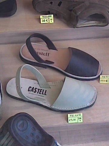 scarpa inguardabile foto fatta dieci minuti fa con il cellulare